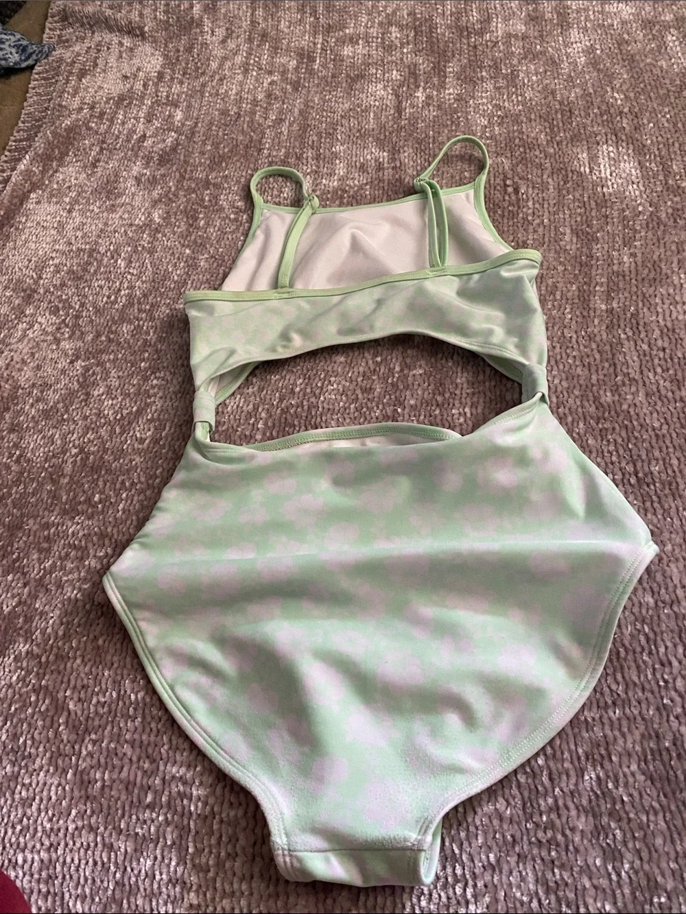 Girls' Light Green Cutout One-Piece Swimsuit